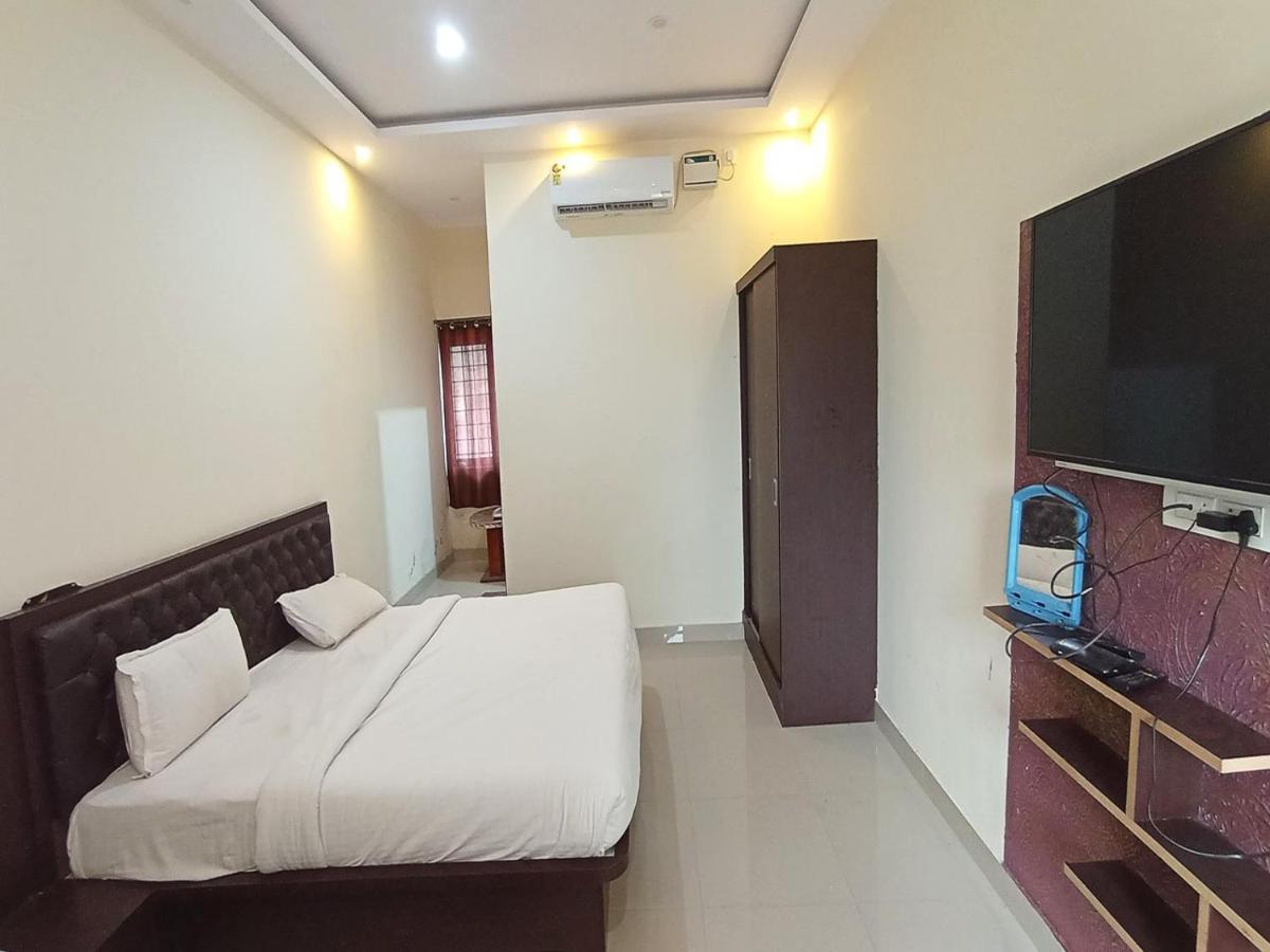 Hotel Mg Residency Chikmagalūr Exterior foto