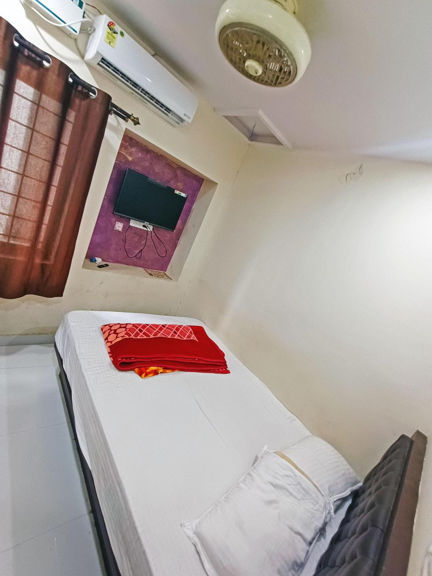 Hotel Mg Residency Chikmagalūr Exterior foto