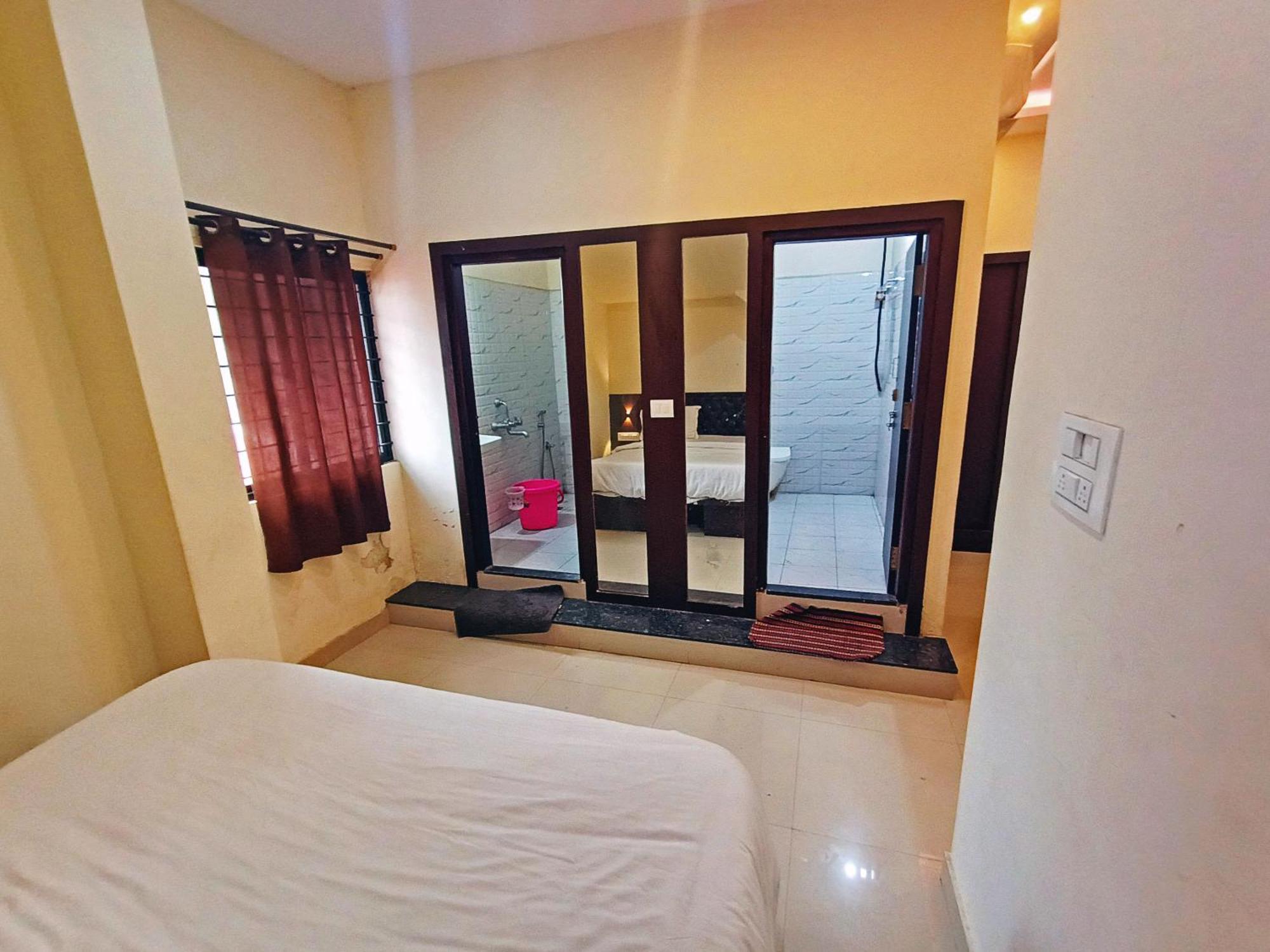 Hotel Mg Residency Chikmagalūr Exterior foto